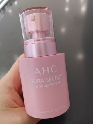 AHC 아우라 시크릿 톤업 벨벳 — 4점을 준 리뷰어가 2021년 4월 올린 사용 사진