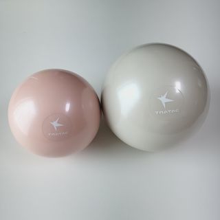 트라택 쿠셔닝 웨이트볼 0.5kg + 1kg SET — 5점을 준 리뷰어가 2022년 4월 올린 사용 사진