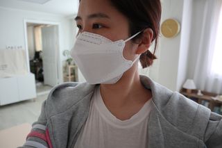 데일리브레스황사마스크KF94대형 데일리브레스 황사방역마스크 KF94 대형 — 5점을 준 리뷰어가 2021년 4월 올린 사용 사진