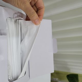 위케어 원데이 덴탈마스크 50매 화이트 대형 국내생산 — 5점을 준 리뷰어가 2021년 2월 올린 사용 사진
