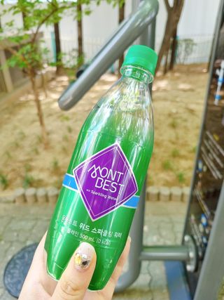 몽베스트 Montbest with Sparkling water Plain 20병 — 5점을 준 리뷰어가 2022년 7월 올린 사용 사진