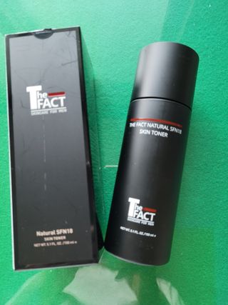 The Fact 더팩트 내추럴 에스에프엔 에이틴 스킨 토너 150ml — 5점을 준 리뷰어가 2022년 5월 올린 사용 사진