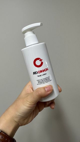 아토캐논(ATO CANNON) 아토캐논 고보습 바디로션 200ml — 5점을 준 리뷰어가 2023년 1월 올린 사용 사진