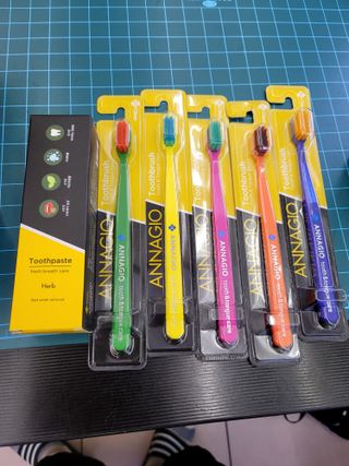 [지오클린] 안나지오 구취케어  기능성 치약 칫솔 세트 (칫솔 5 개+치약 100g 1 개 ) — 5점을 준 리뷰어가 2022년 6월 올린 사용 사진