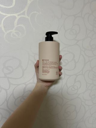 프리마인 더이상 뻣뻣하고 효과없는 탈모샴푸는 NO. 근본부터 케어하는 셀베이스 그린티샴푸(500ml) — 5점을 준 리뷰어가 2023년 4월 올린 사용 사진