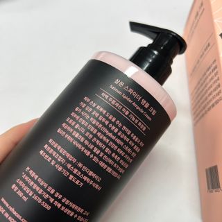 난나 살몬 스파이더 검버섯 미백 톤업 화이트닝 연어 앰플 크림 300ml 대용량 — 5점을 준 리뷰어가 2022년 11월 올린 사용 사진