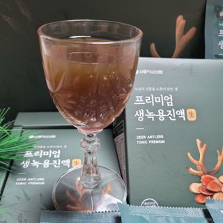 서울약사신협 약사신협_생녹용 진액_70ml x 30포 — 4.5점을 준 리뷰어가 2021년 7월 올린 사용 사진