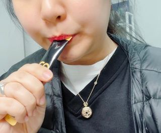 짜먹는 이지견과 짜먹는 이지아몬드, 짜먹는 이지허니피넛, 짜먹는 이지캐슈넛 각 10g X  10포 — 4점을 준 리뷰어가 2021년 3월 올린 사용 사진