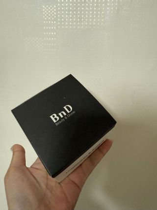 비엔디 2NOW[한글]]BnD 바디 미백 겨드랑이 크림 — 2.5점을 준 리뷰어가 2025년 3월 올린 사용 사진