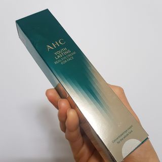 [NEW 탄력유턴 아이크림] AHC 유스 래스팅 리얼 아이크림 포 페이스 — 5점을 준 리뷰어가 2021년 2월 올린 사용 사진
