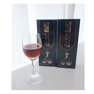 헬스업_천명진프리미엄홍삼스틱_10ml x 30포 — 5점을 준 리뷰어가 2021년 3월 올린 사용 사진
