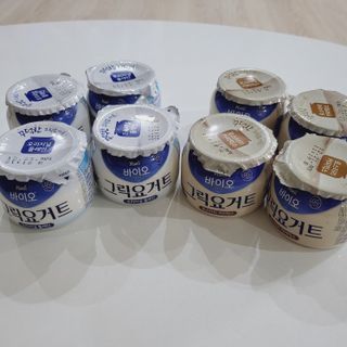 매일바이오 그릭요거트 오리지널 플레인 4개, 로스터리 커피믹스 4개 — 5점을 준 리뷰어가 2021년 12월 올린 사용 사진