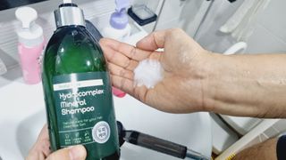 주식회사 에이징 하이드로컴플렉스 미네랄 샴푸 — 5점을 준 리뷰어가 2023년 1월 올린 사용 사진