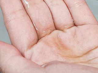 스킨큐어 산다화 순한 클렌징 동백 오일 200ml — 5점을 준 리뷰어가 2023년 3월 올린 사용 사진