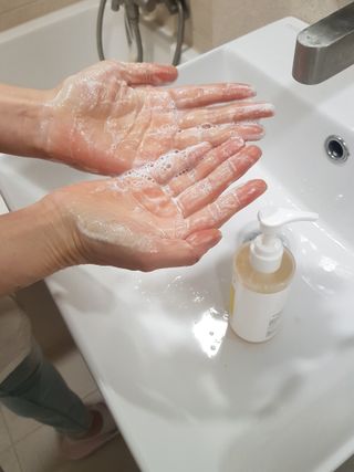 랑벨 내츄럴 딥 포어 클렌저 210ml (저자극 약산성 천연 클렌징 젤) — 5점을 준 리뷰어가 2022년 6월 올린 사용 사진