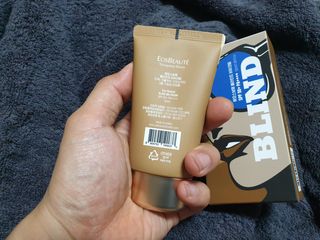 약손명가코스메틱 에오스보떼 블라인드 비비크림 50ml — 4점을 준 리뷰어가 2021년 8월 올린 사용 사진