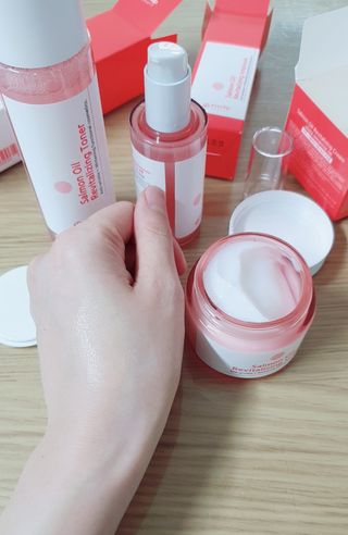 아이앤립 / EYENLIP 아이앤립 연어오일 리바이탈라이징 토너+앰플+크림 3종 세트 — 5점을 준 리뷰어가 2021년 6월 올린 사용 사진