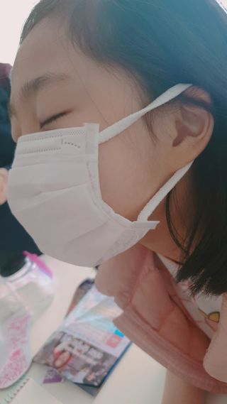 코와 삼차원마스크 코와 삼차원 마스크 중형 10매 + 소형 10매 = 총 20매 — 5점을 준 리뷰어가 2021년 5월 올린 사용 사진