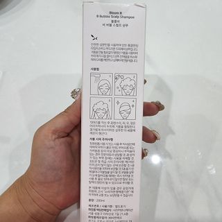 블룸비 거품 두피 샴푸 — 5점을 준 리뷰어가 2022년 7월 올린 사용 사진