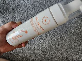 MF프리 [닥터문] 유산균 락토케어 질경초 여성청결제 200ml (폼타입) — 5점을 준 리뷰어가 2022년 9월 올린 사용 사진