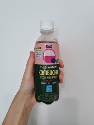 더그레잇티 콤부차 [매일유업] 더그레잇티 44kcal 콤부차 300ml *12개입 (오리지널 6개+베리리치 6개) — 5점을 준 리뷰어가 2023년 8월 올린 사용 사진