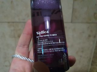 웰리카_V CARE 웰리카 락토 리프레싱 이너클렌저 — 5점을 준 리뷰어가 2020년 12월 올린 사용 사진