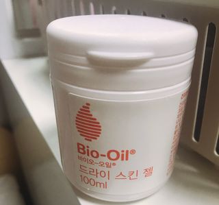 바이오오일 [바이오-오일] 드라이 스킨 젤 100ml — 5점을 준 리뷰어가 2021년 8월 올린 사용 사진