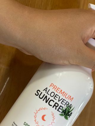 [닥터문] 프리미엄 알로에베라 선크림 500ml — 5점을 준 리뷰어가 2022년 6월 올린 사용 사진