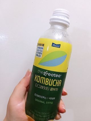 더그레잇티 콤부차 300ml *12개입 (오리지널 6개+베리리치 6개) — 4.5점을 준 리뷰어가 2022년 7월 올린 사용 사진