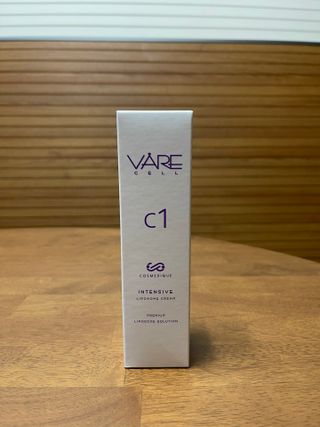 바르셀 수분로션 수분크림 보습 탄력 주름개선 인텐시브 리포좀 크림 C1 50ml — 3.5점을 준 리뷰어가 2021년 11월 올린 사용 사진