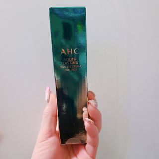 [NEW 탄력유턴 아이크림] AHC 유스 래스팅 리얼 아이크림 포 페이스 — 5점을 준 리뷰어가 2021년 3월 올린 사용 사진