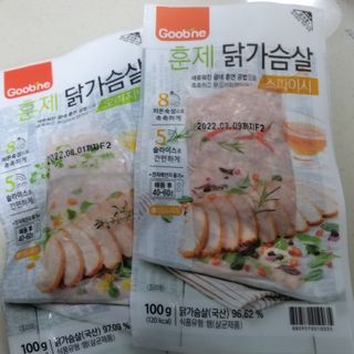 굽네몰 [굽네] 훈제 닭가슴살 2종 6팩 — 5점을 준 리뷰어가 2021년 8월 올린 사용 사진