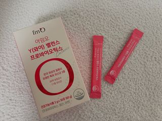 아임오 Y와이 밸런스 프로바이오틱스 30포 — 5점을 준 리뷰어가 2021년 8월 올린 사용 사진