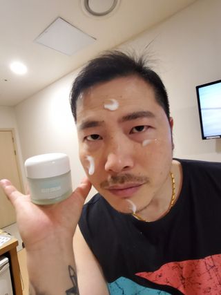 김정문알로에 큐어 큐어 알로에 리프레쉬 젤리 세럼, 큐어 알로에 하이드로 젤리 크림 — 5점을 준 리뷰어가 2021년 3월 올린 사용 사진