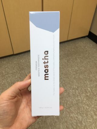 매스티나 프리미엄 매스티스 치약 — 5점을 준 리뷰어가 2021년 5월 올린 사용 사진