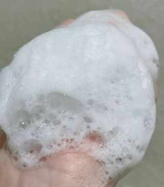 빅그린 니치 퍼퓸 바이옴바디워시 500ml(상탈, 블랙베리&베이, 블랑쉐 3종 중 택1) — 4점을 준 리뷰어가 2022년 8월 올린 사용 사진