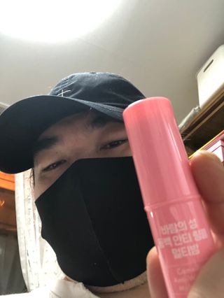스킨큐어 바람의섬  동백 안티 링클 멀티밤 — 5점을 준 리뷰어가 2022년 10월 올린 사용 사진