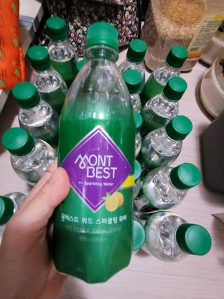 몽베스트 Montbest with Sparkling water Lemon OR Lime 20병(랜덤) — 5점을 준 리뷰어가 2021년 10월 올린 사용 사진