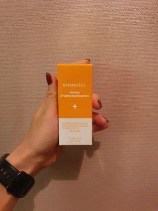 체르엠 스템앤셀 비타민 브라이트닝 에센스 30ml 1개 — 4점을 준 리뷰어가 2021년 11월 올린 사용 사진