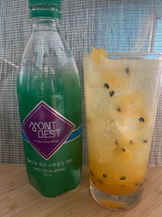 몽베스트 Montbest with Sparkling water Plain 20병 — 5점을 준 리뷰어가 2021년 11월 올린 사용 사진
