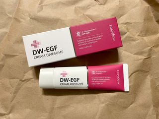 이지듀 DW-EGF 크림 다이브좀_콜라겐이 쏙쏙, 탄력피부로 다이빙 — 4점을 준 리뷰어가 2021년 2월 올린 사용 사진