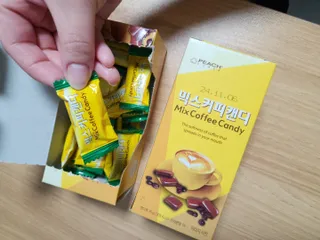 (주) 피치코리아 믹스커피캔디76g x2개입 — 4점을 준 리뷰어가 2022년 11월 올린 사용 사진