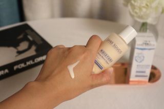 산수시 데포 세럼 수분 물광 비타민 에센스 50ml 기초화장품 — 5점을 준 리뷰어가 2021년 7월 올린 사용 사진
