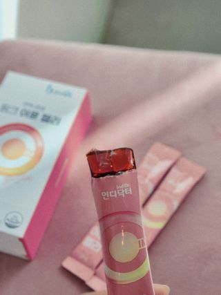 인디닥터 면역 생생 핑크 이뮨 젤리 + 타이탄 BCAA 프로틴 젤리스틱 — 5점을 준 리뷰어가 2022년 4월 올린 사용 사진