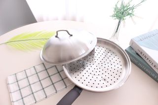 모멘토 마론 프라이팬 26cm 3종 (26cm팬/26cm웍팬/호환 스티머+돔뚜껑) — 5점을 준 리뷰어가 2022년 9월 올린 사용 사진