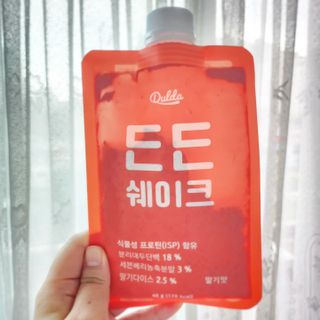 [덜다] 든든 식물성 단백질 쉐이크 40g X 7입 (곡물/딸기) — 5점을 준 리뷰어가 2023년 10월 올린 사용 사진