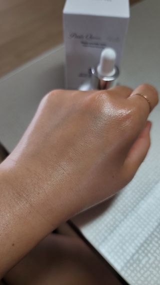 브에노 파리퀸 윌 페이스 오일 — 5점을 준 리뷰어가 2021년 6월 올린 사용 사진