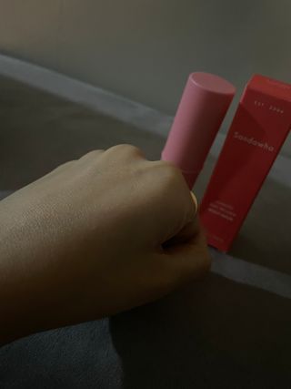 스킨큐어 산다화 카멜리아 안티 링클 멀티밤 — 5점을 준 리뷰어가 2022년 2월 올린 사용 사진