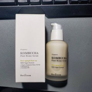 허블룸 콤부차 플랜트바이옴 비건 세럼 & 베지비타민앰플 — 4점을 준 리뷰어가 2021년 3월 올린 사용 사진