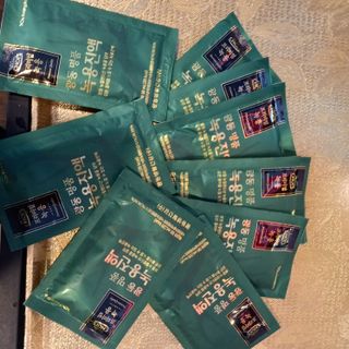 광동생활건강 광동 명품 녹용진액 50mL x 30포 — 5점을 준 리뷰어가 2023년 4월 올린 사용 사진